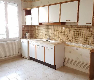 A LOUER Appartement 50000 Saint-lo 3 pièces 74.19 m2 - Photo 2
