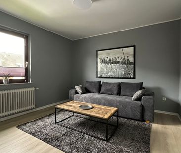 Modern Leben in Köln Dellbrück - Photo 1