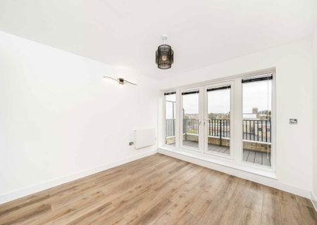 Balham High Road, SW17 7HD, London - Photo 5