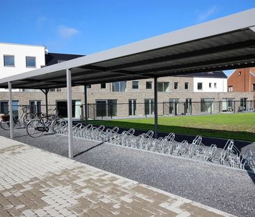 Ruim twee slaapkamer appartement met veel lichtinval - Photo 5