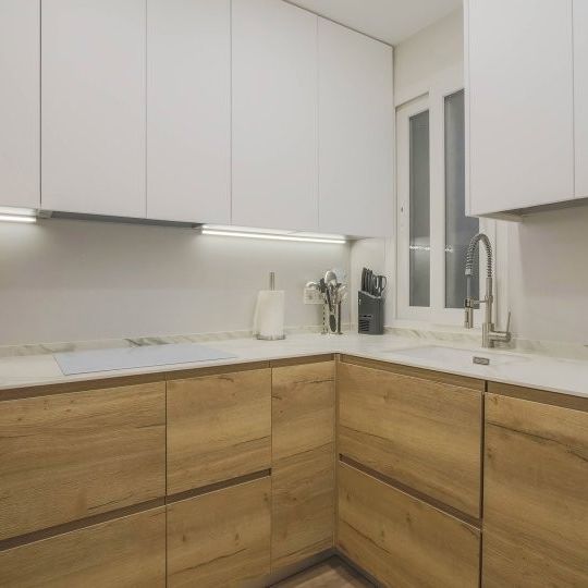 madrid, Community of Madrid 28016 - Photo 1