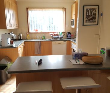 Endeavour Hills - Photo 5