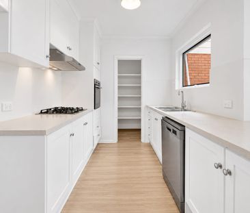 Spacious Two-Level Home Designed for Comfort Living - Photo 4