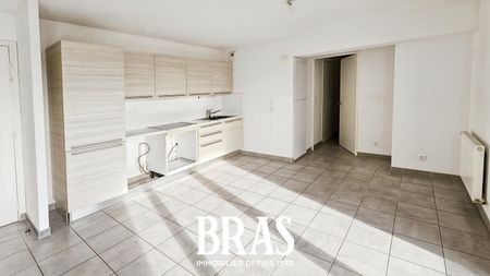 Location Appartement 3 pièces 72m² REZE 44400 - Photo 5