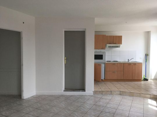 Location Appartement 2 pièces 44m² VALENCE 26000 - Photo 1