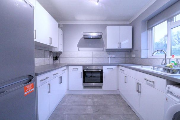 2 bedroom bungalow to rent - Photo 1