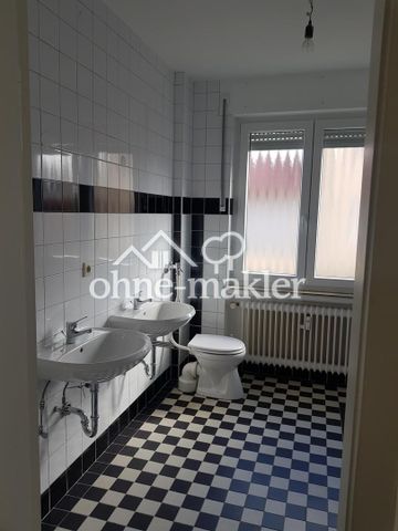 Helle, vollständig renovierte 5 Zimmerwohnung - Photo 4