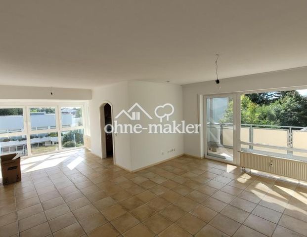 Helle 3-Zimmer-Wohnung mit Balkon und Tiefgarage in Bad Dürrheim - Photo 1