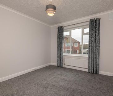 2 bedroom bungalow to rent - Photo 1