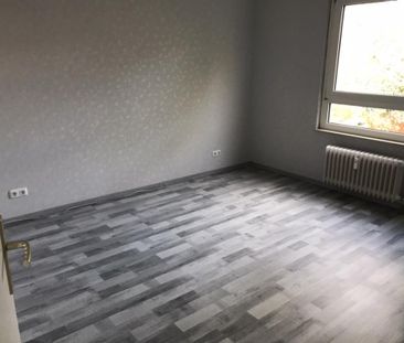 3-Zimmer-Wohnung mit Balkon in Neuss-Derikum mieten - Photo 1