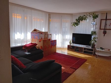 Geräumige 4.5-Zimmer-Wohnung in begehrter Lage! - Foto 2