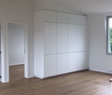 Appartement te huur in Wilrijk voor € 950 met 2 slaapkamers - Photo 2