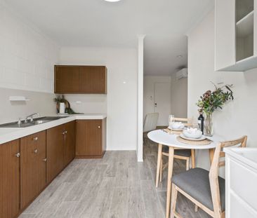 Freshly Renovated 2-Bedroom Unit in Prime Location - Photo 1