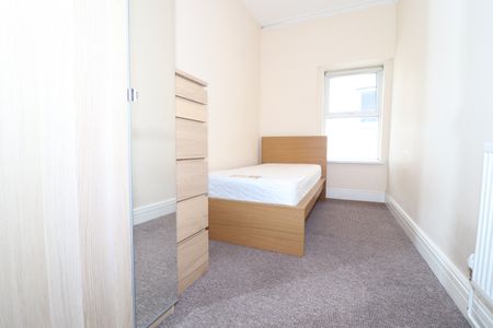 Richmond Road, Roath - Photo 5