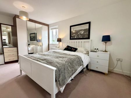 4 bedroom detached house to rent - Photo 5