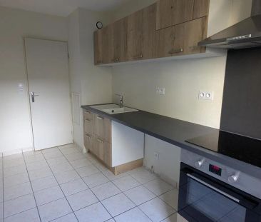 Appartement à louer 4 pièces 81.88m² - Photo 3