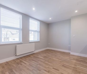 Flat to rent - Photo 1