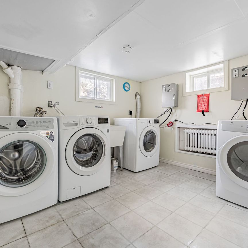 For Lease - 8 Thirty Third Street Unit# 4, Toronto, Ontario - Photo 1