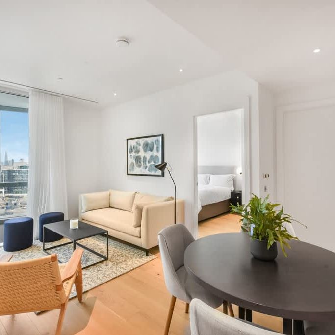 Prospect Way London SW11 - Photo 1