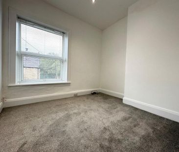 2 bedroom property to rent - Photo 3