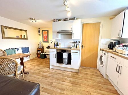 Nags Head Hill, Bristol, BS5 8QL - Photo 5