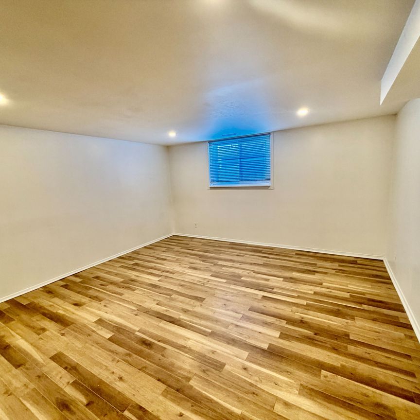 For Lease - 2175 Martha Avenue Unit# B, Elmvale Acres and Area, Ontario - Photo 1