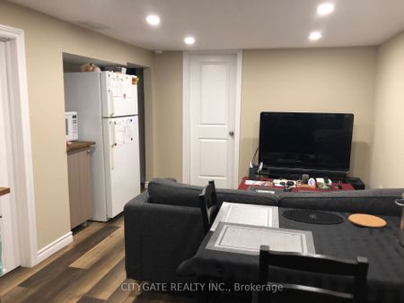 For Lease - 7 Milton Heights Crescent, Milton, Ontario - Photo 4