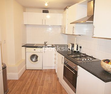 1 bed to rent in High Street, Rochester, ME1 - Photo 3