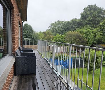 Rustig gelegen appartement met 4 slaapkamers en terras - Foto 1