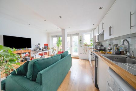1 bedroom flat to rent - Photo 4