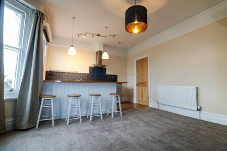 2 Bed Flat, Compton Road, BN1 - Photo 2