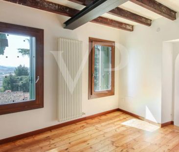 Charmantes historisches Haus mit Panoramablick auf die Creazzo-Hügel - Photo 3