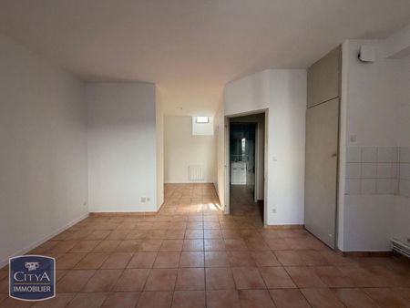 Location Appartement 1 pièce 31m² FONTAINES SUR SAONE 69270 - Photo 4