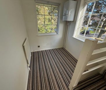 4 bedroom semi-detached house to rent - Photo 6