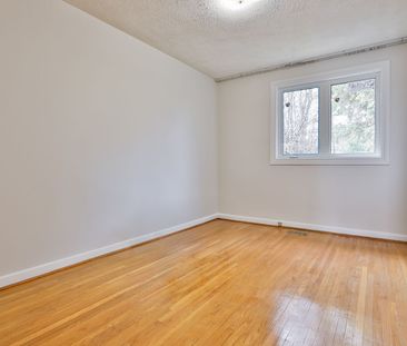 For Lease - 264 McConvey Drive, Richmond Hill, Ontario - Photo 4