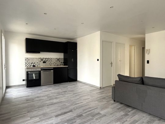 Location Appartement 3 pièces 61m² ISTRES 13800 - Photo 1