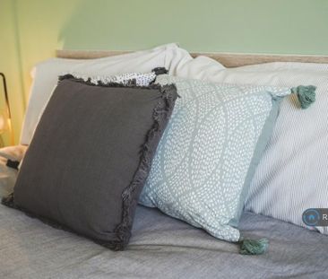 1 bedroom in a house share to rent - Photo 6