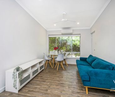 OUTSTANDING APARTMENT IN A SUPER LOCATION! **Partly furnished, see ... - Photo 2