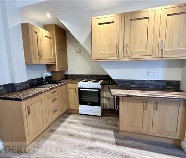 2 bedroom end of terrace house to rent - Photo 6