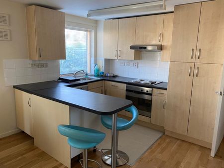 1 Bed Flat, Erin Court, NW2 - Photo 5