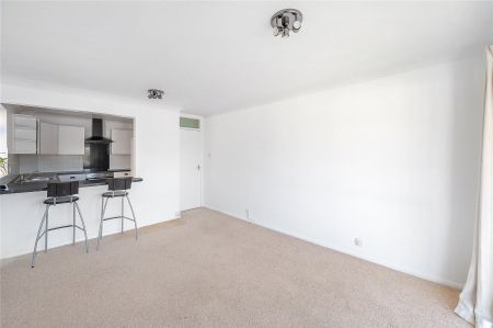 Cadogan Close, Beckenham, BR3 flat to rent - Photo 2