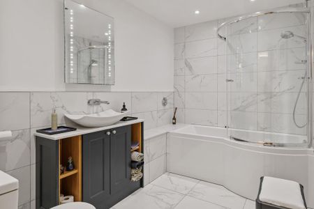 2 bedroom flat to rent - Photo 5