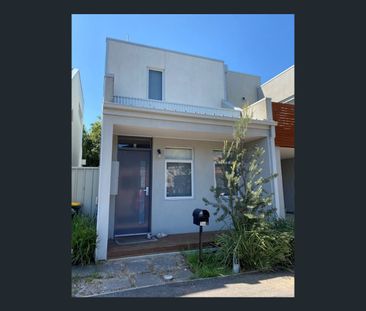 4/20 Wardens Walk, Coburg, Vic 3058 - Photo 5