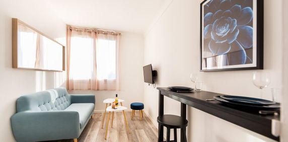 CHAMBRE EN COLOCATION - rue Lieutenant Marty - Location Appartement saint sebastien sur loire : 9.06 m2 - Photo 2