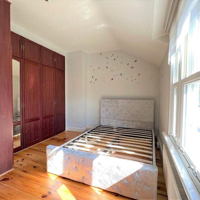 3 bedroom terraced house to rent - Photo 1