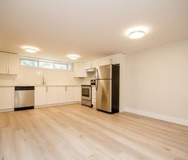 For Lease - 2430 Iris Street Unit# B, Parkway Park - Queensway Terr... - Photo 5