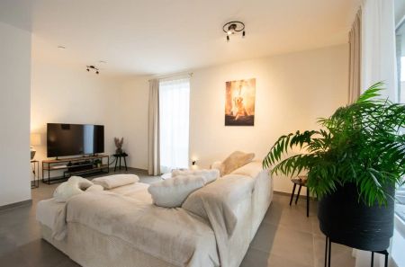 Uitstekend gelegen nieuwbouw BEN appartement in het centrum van Stekene. - Photo 2