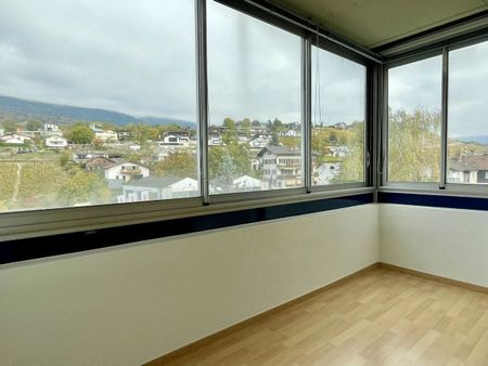 Spacious 4.5 room apartment, 5 minutes from Sion - Photo 2