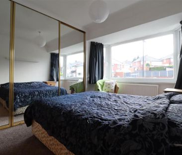 3 bedroom semi-detached house to rent - Photo 4