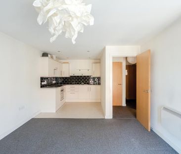 1 bedroom apartment to rent - Photo 5